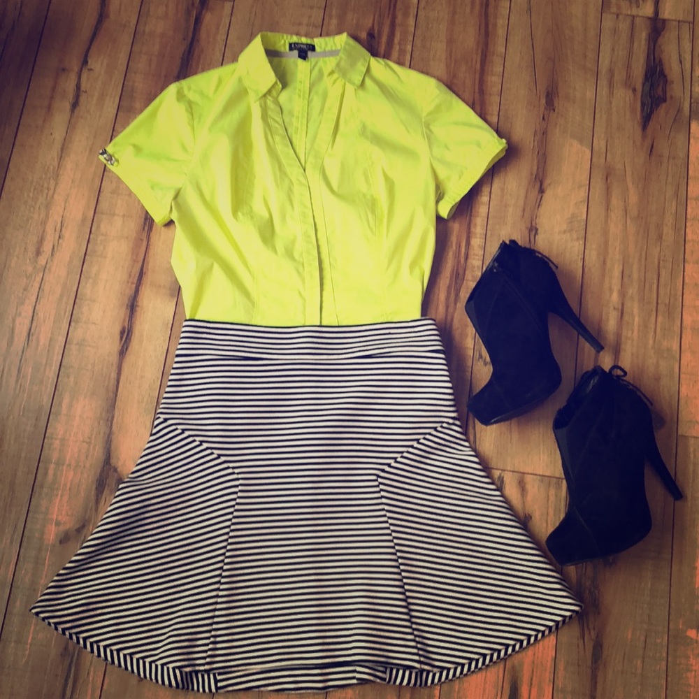 Express women’s skirt